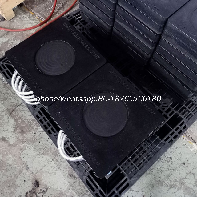 HDPE outrigger pads