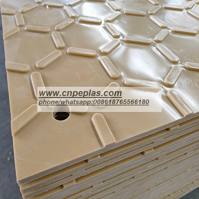 Heavy Duty 4x8 Uhmwpe Ground Protection Mats Beige Color