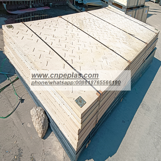 Beige Color 4500x2000x38mm Heavy Duty Ground Protection Mats